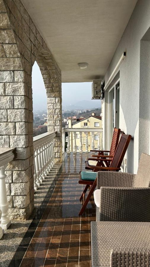 Apartman Giani With Swimming Pool