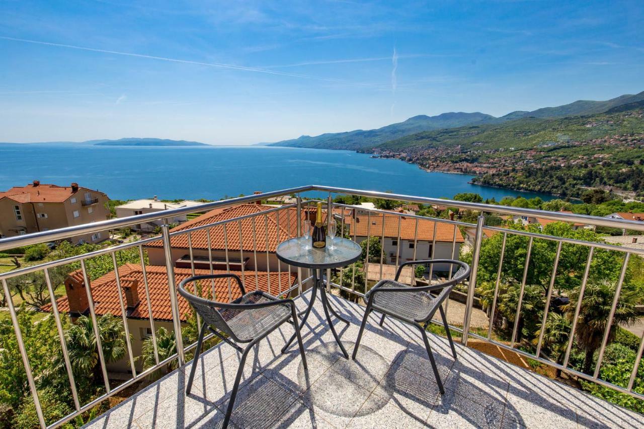 Giani With Swimming Pool Apartman Opatija